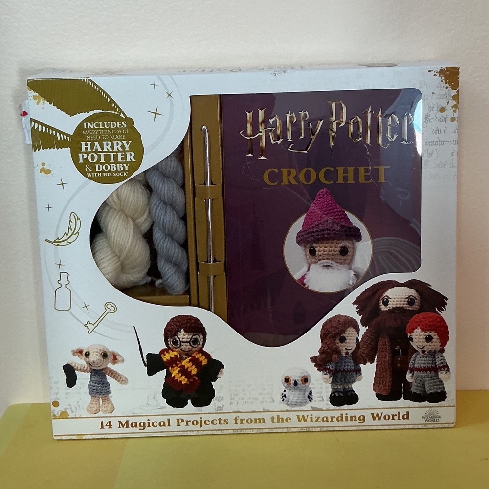 Harry Potter Crochet Kit 14 Magical‎ Projects Book Yarn Hook Dobby Harry